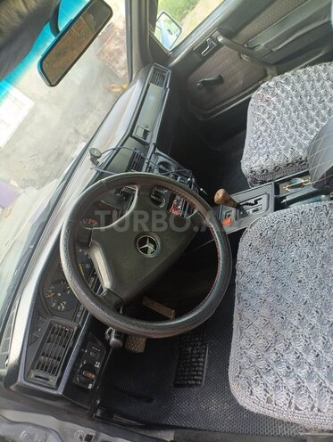 Mercedes 190 1990, 250,000 km - 2.0 l - Naxçıvan