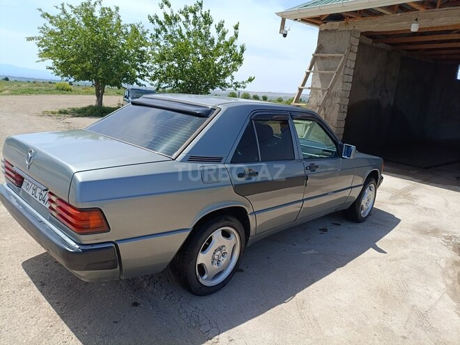 Mercedes 190 1990, 250,000 km - 2.0 l - Naxçıvan
