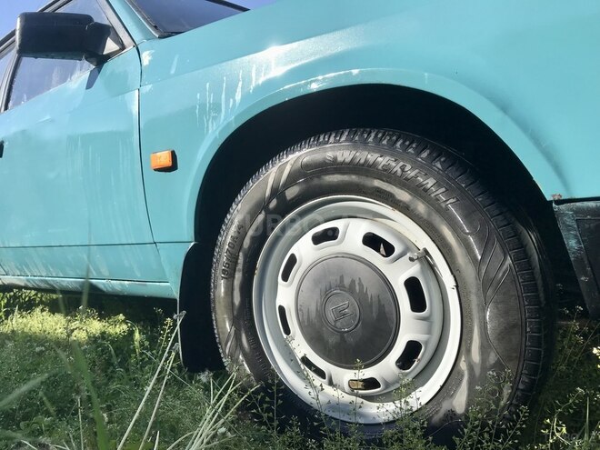 Moskvich 2141 1998, 250,000 km - 1.7 l - Qusar