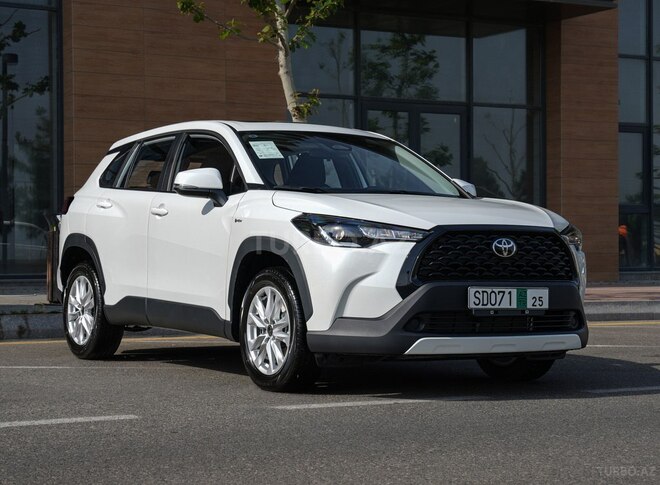 Toyota Corolla Cross 2025, 0 km - 2.0 л - Bakı