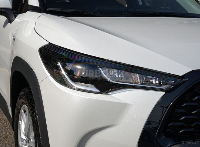 Toyota Corolla Cross 2025, 0 km - 2.0 л - Bakı