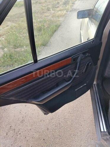 Mercedes E 230 1990, 458,905 km - 2.3 l - Bakı