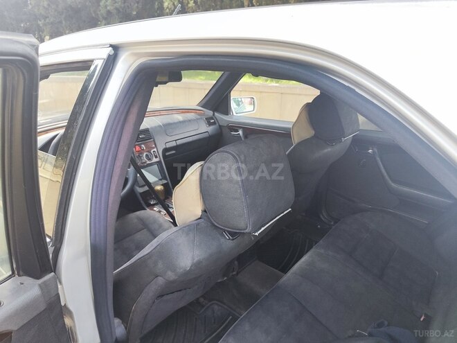 Mercedes C 220 d 1997, 669,450 km - 2.2 l - Qazax