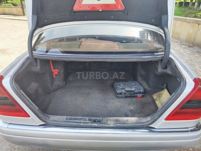 Mercedes C 220 d 1997, 669,450 km - 2.2 l - Qazax