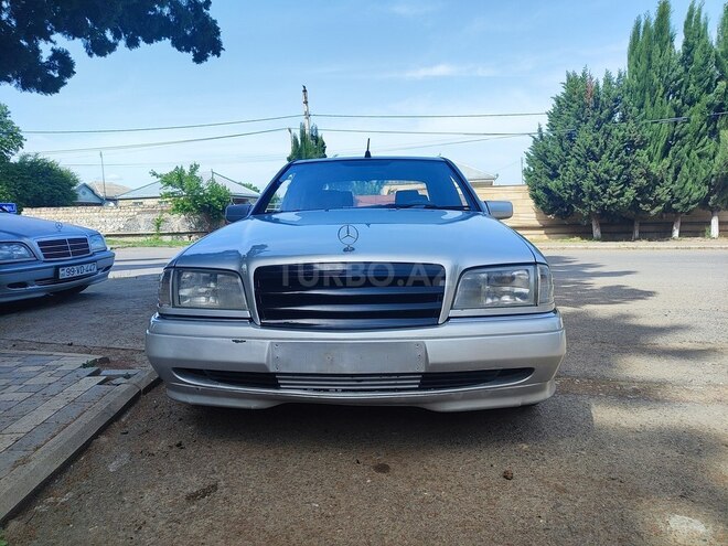 Mercedes C 220 d 1997, 669,450 km - 2.2 l - Qazax