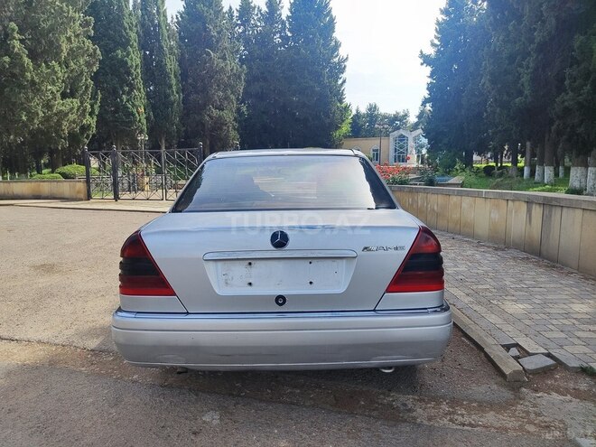 Mercedes C 220 d 1997, 669,450 km - 2.2 l - Qazax