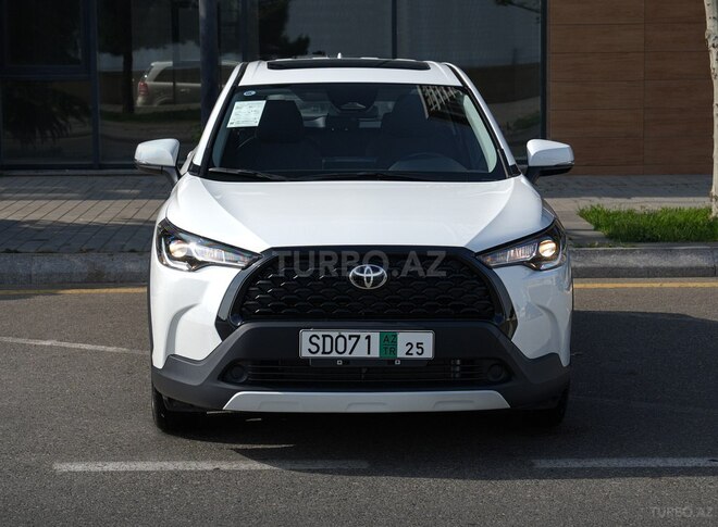 Toyota Corolla Cross 2025, 0 km - 2.0 л - Bakı