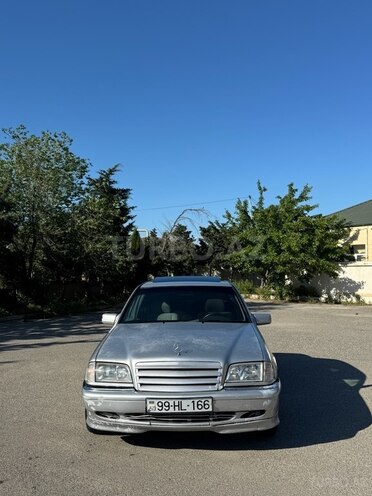 Mercedes C 200 1998, 260,000 km - 2.0 l - Bakı