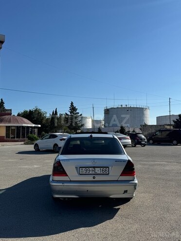 Mercedes C 200 1998, 260,000 km - 2.0 l - Bakı