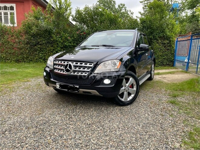 Mercedes ML 350 4MATIC 2010, 215,000 km - 3.5 l - Astara
