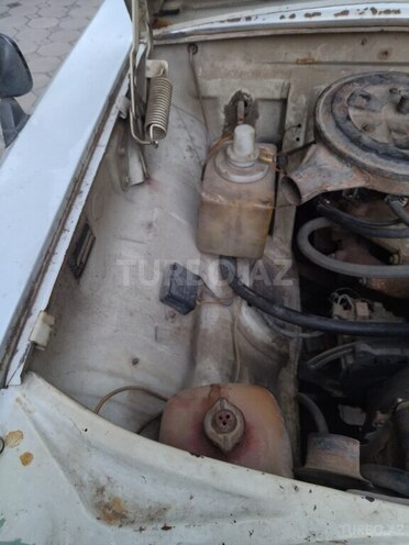 GAZ 24 1988, 200,000 km - 2.4 l - Sumqayıt