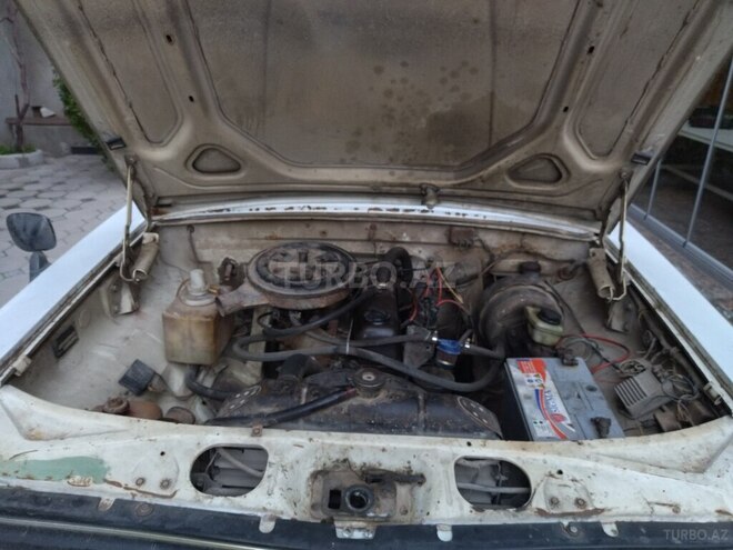 GAZ 24 1988, 200,000 km - 2.4 l - Sumqayıt