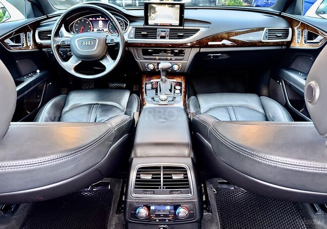 Audi A7 2014, 83,090 km - 3.0 l - Bakı