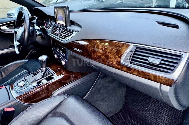 Audi A7 2014, 83,090 km - 3.0 l - Bakı