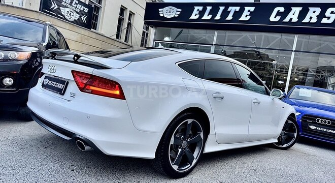 Audi A7 2014, 83,090 km - 3.0 l - Bakı
