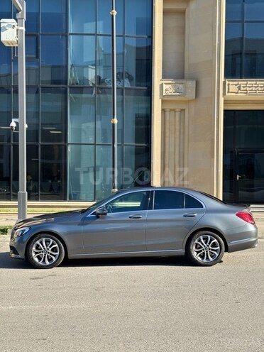 Mercedes C 220 d 2017, 75,000 km - 2.0 l - Bakı