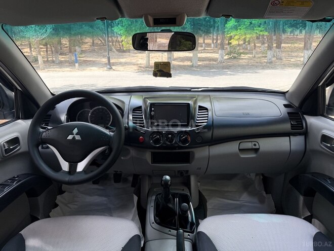 Mitsubishi L200 2012, 174,325 km - 2.5 l - Bakı
