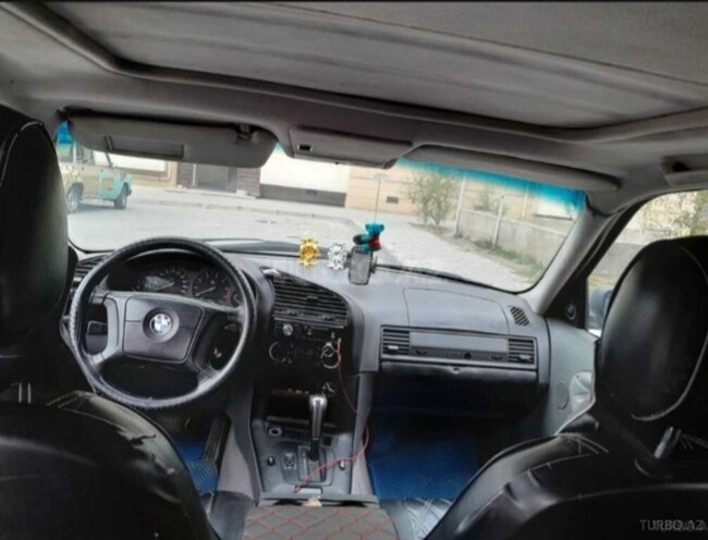 BMW 318 1995, 200,000 km - 1.8 l - Sumqayıt