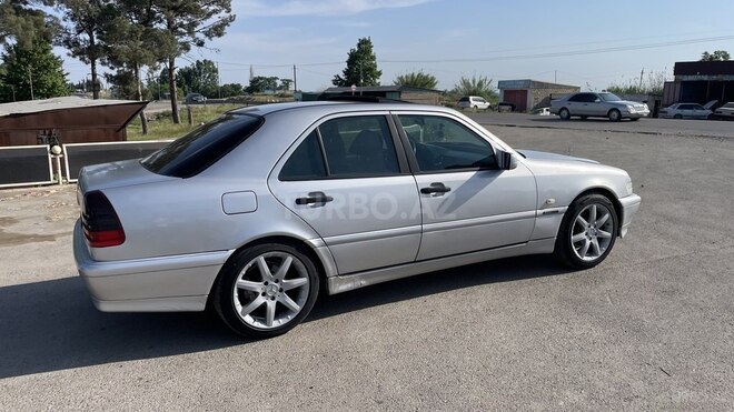 Mercedes C 180 2000, 441,000 km - 1.8 l - Bərdə