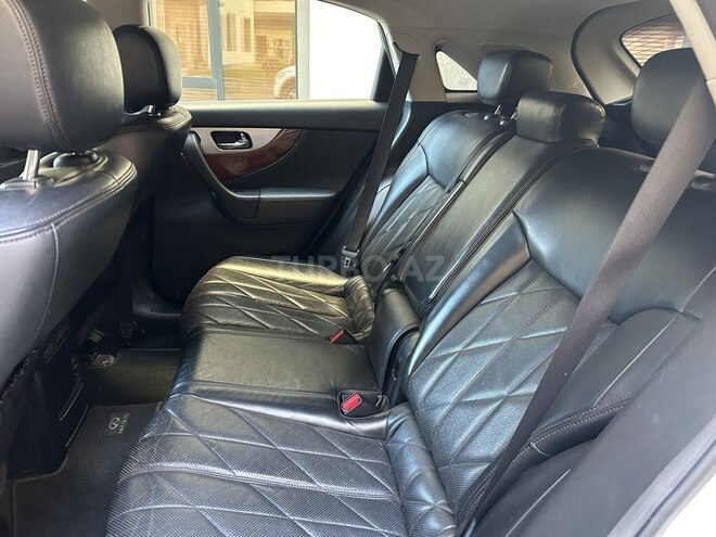 Infiniti QX70 2015, 146,000 km - 3.7 l - Bakı