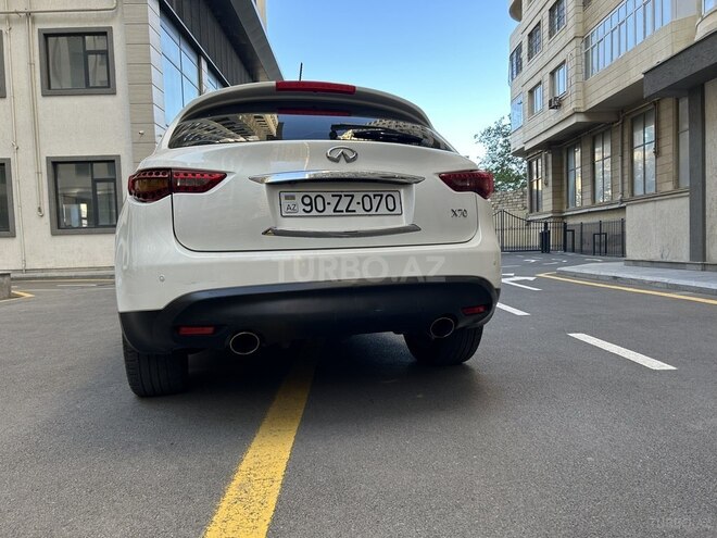 Infiniti QX70 2015, 146,000 km - 3.7 l - Bakı
