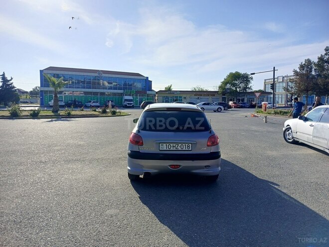 Peugeot 206 2004, 470,000 km - 1.4 l - Şirvan