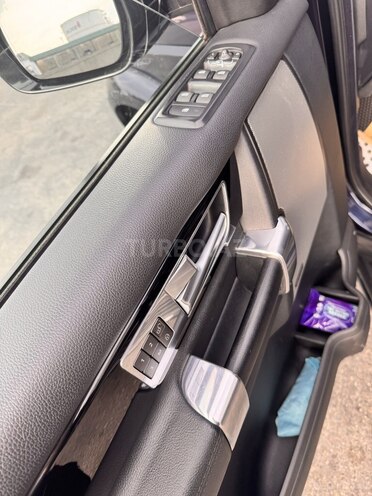 Land Rover Discovery 2014, 134,550 km - 3.0 l - Bakı