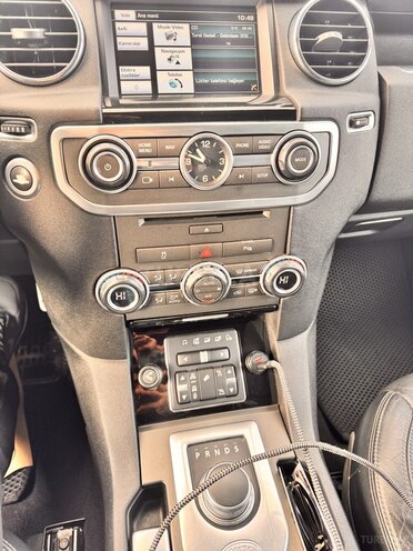 Land Rover Discovery 2014, 134,550 km - 3.0 l - Bakı