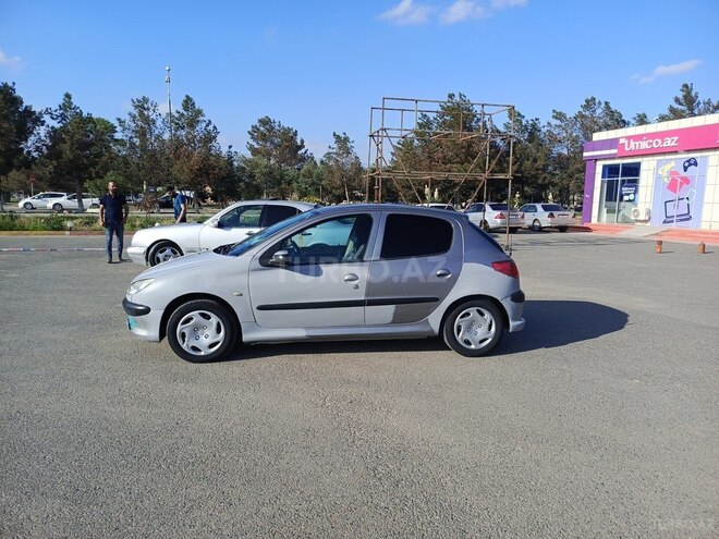 Peugeot 206 2004, 470,000 km - 1.4 l - Şirvan
