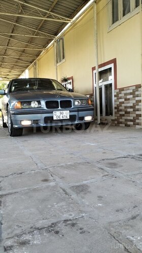 BMW 320 1995, 605,959 km - 2.0 l - Salyan