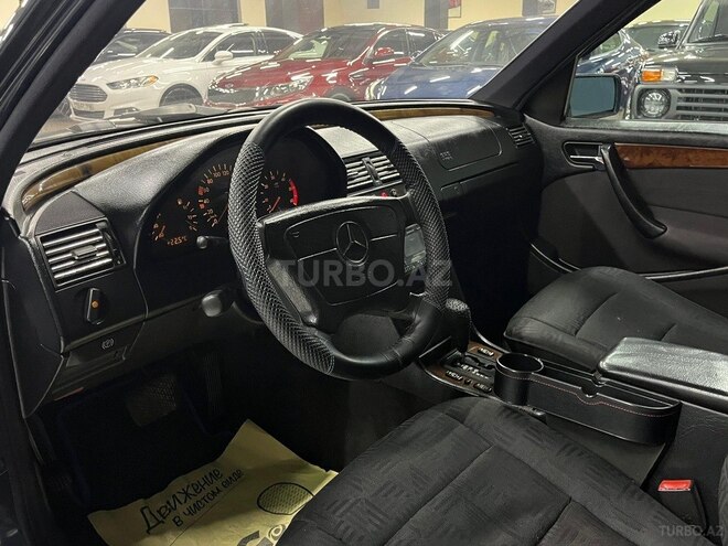 Mercedes C 220 1998, 240,522 km - 2.2 л - Sumqayıt