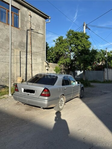 Mercedes C 180 1994, 298,000 km - 1.8 l - İsmayıllı