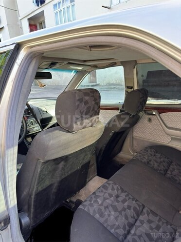 Mercedes C 180 1994, 298,000 km - 1.8 l - İsmayıllı