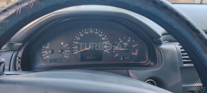 Mercedes E 220 d 2000, 356,000 km - 2.2 l - Bakı