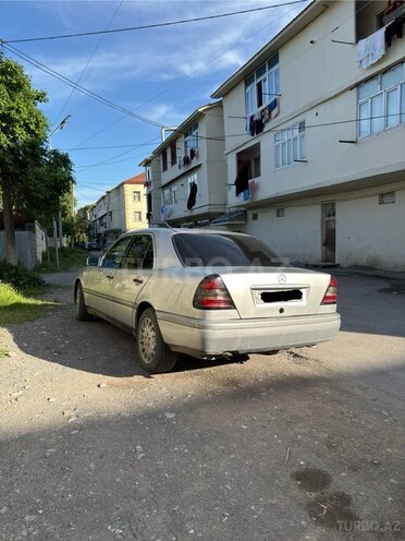 Mercedes C 180 1994, 298,000 km - 1.8 l - İsmayıllı