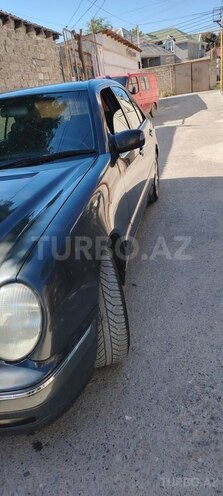 Mercedes E 220 d 2000, 356,000 km - 2.2 l - Bakı
