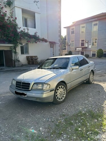 Mercedes C 180 1994, 298,000 km - 1.8 l - İsmayıllı