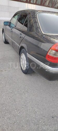 Mercedes C 180 1995, 335,000 km - 1.8 l - Bakı