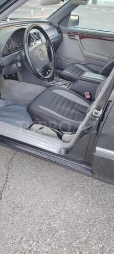Mercedes C 180 1995, 335,000 km - 1.8 l - Bakı