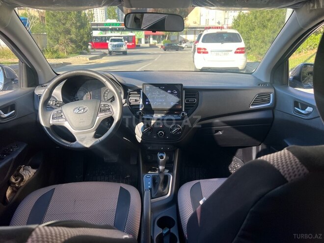 Hyundai Accent 2021, 39,300 km - 1.6 l - Bakı