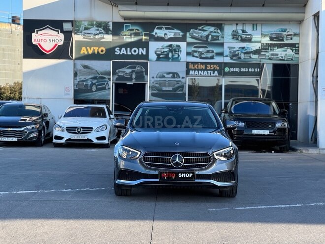 Mercedes E 300 e-14