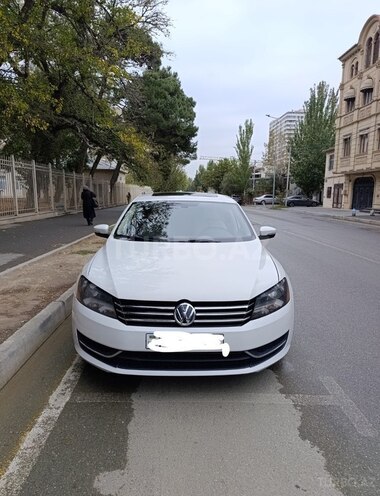 Volkswagen Passat 2012, 187,340 km - 2.5 l - Bakı