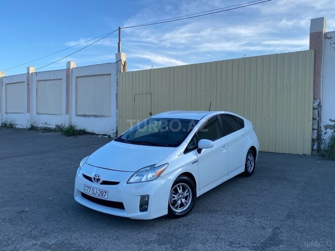 Toyota Prius 2010, 320,000 km - 1.8 л - Bakı