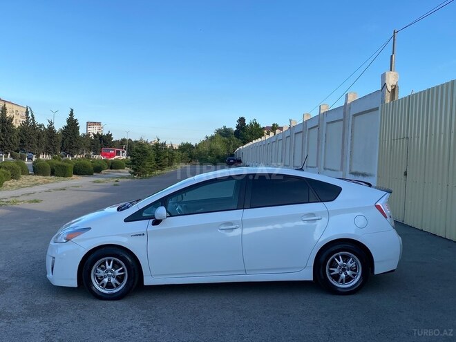 Toyota Prius 2010, 320,000 km - 1.8 л - Bakı