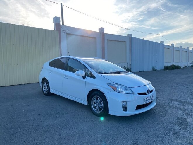 Toyota Prius 2010, 320,000 km - 1.8 л - Bakı