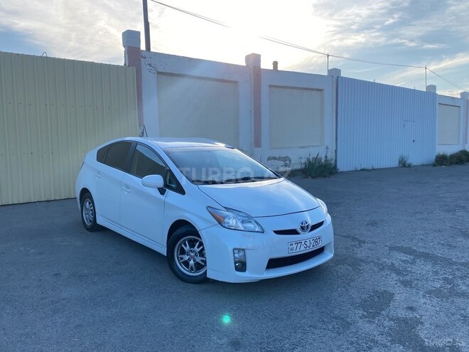Toyota Prius 2010, 320,000 km - 1.8 л - Bakı