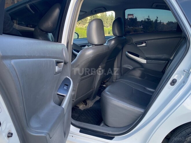 Toyota Prius 2010, 320,000 km - 1.8 л - Bakı