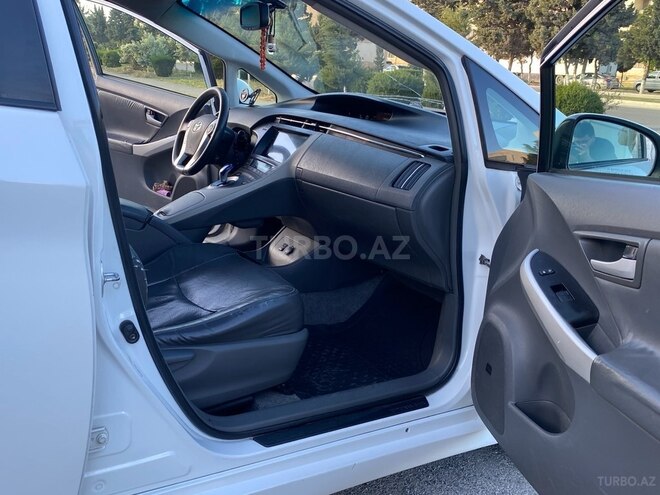 Toyota Prius 2010, 320,000 km - 1.8 л - Bakı