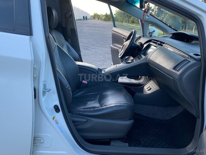 Toyota Prius 2010, 320,000 km - 1.8 л - Bakı