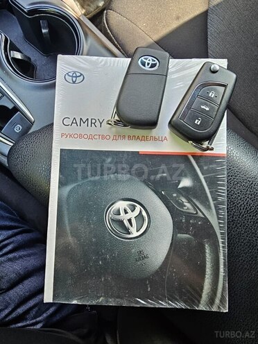 Toyota Camry 2022, 61,933 km - 2.5 l - Bakı
